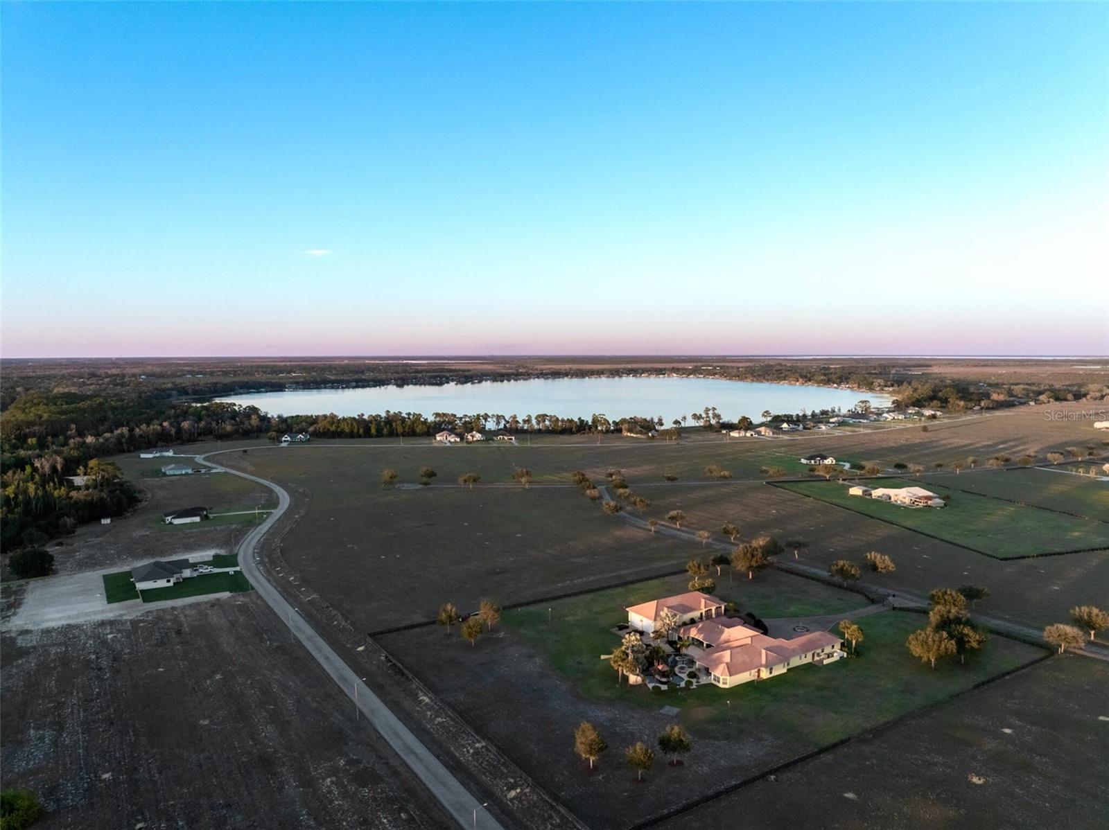 3044 AZALEA LN