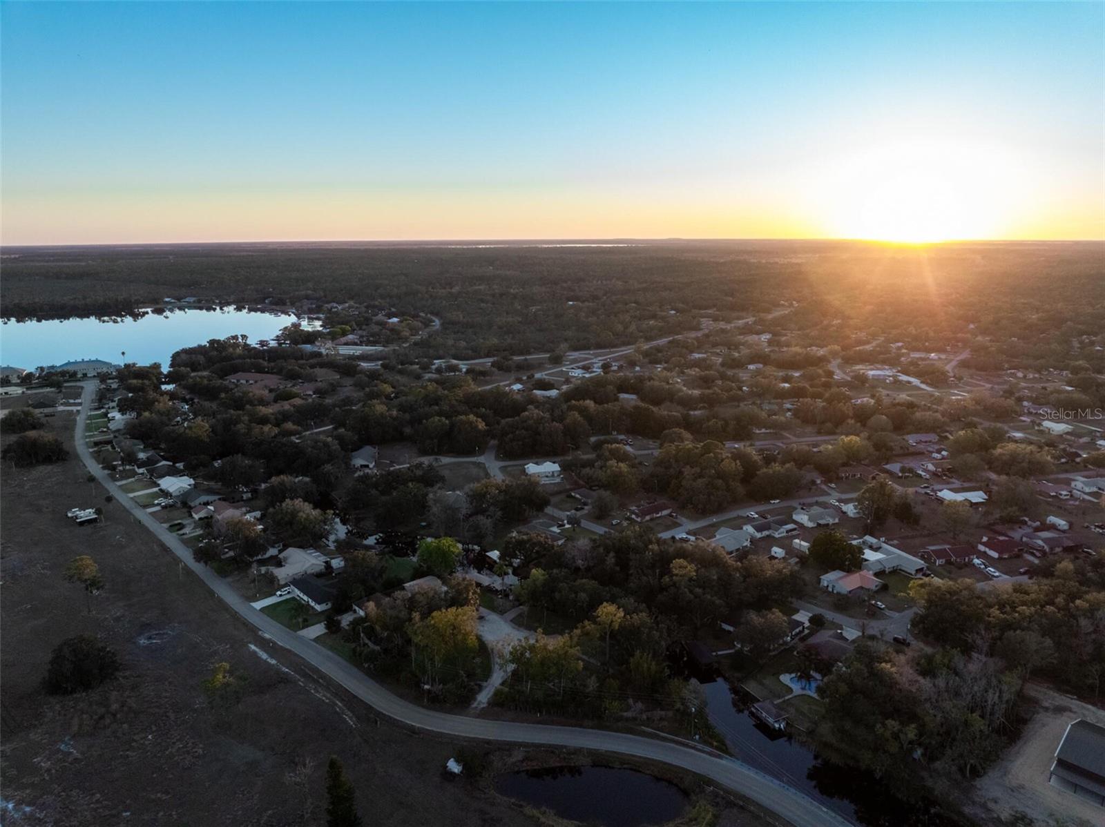3044 AZALEA LN