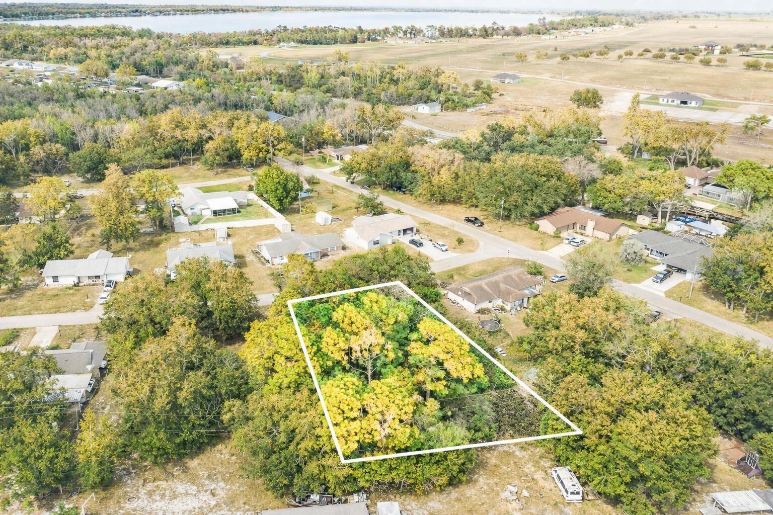 3044 AZALEA LN