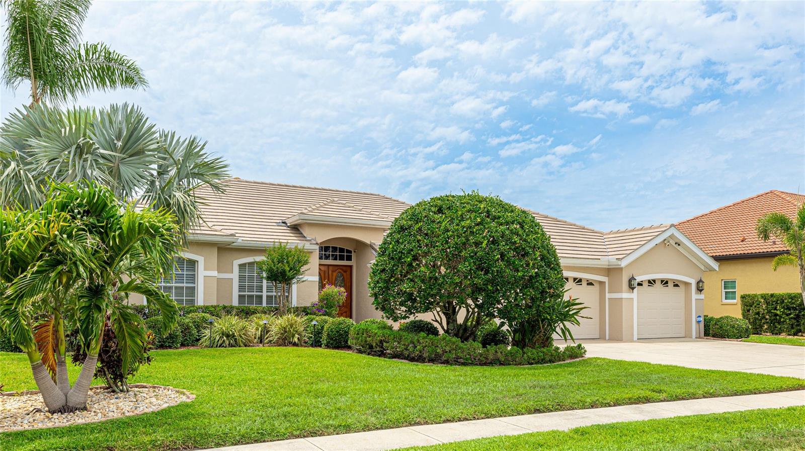 7126 SOUTHGATE CT