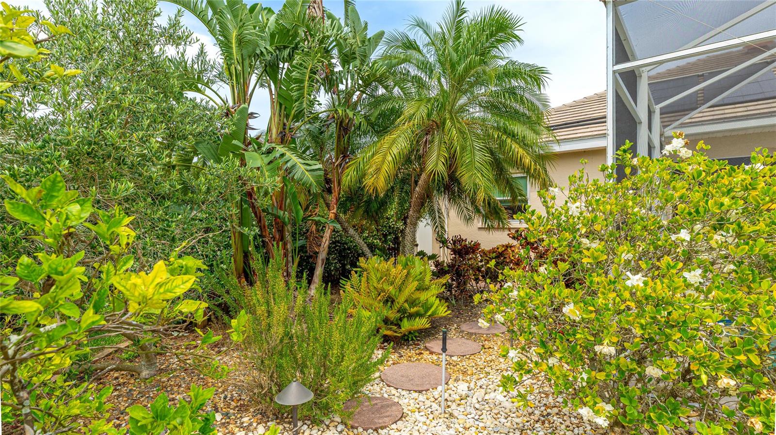 7126 SOUTHGATE CT