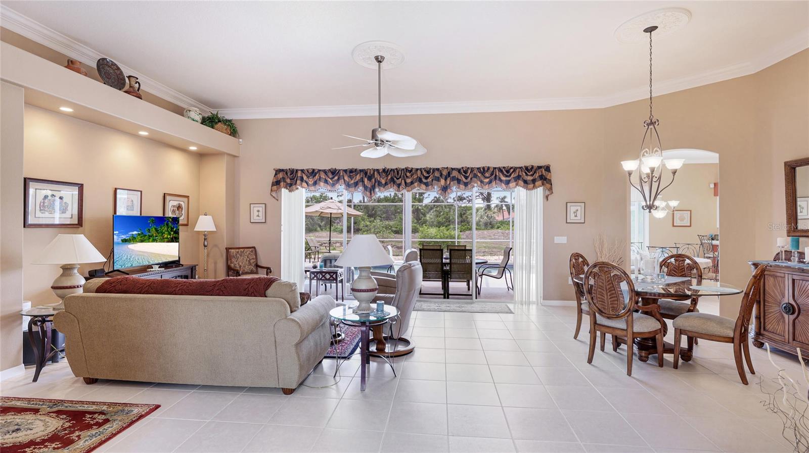 7126 SOUTHGATE CT