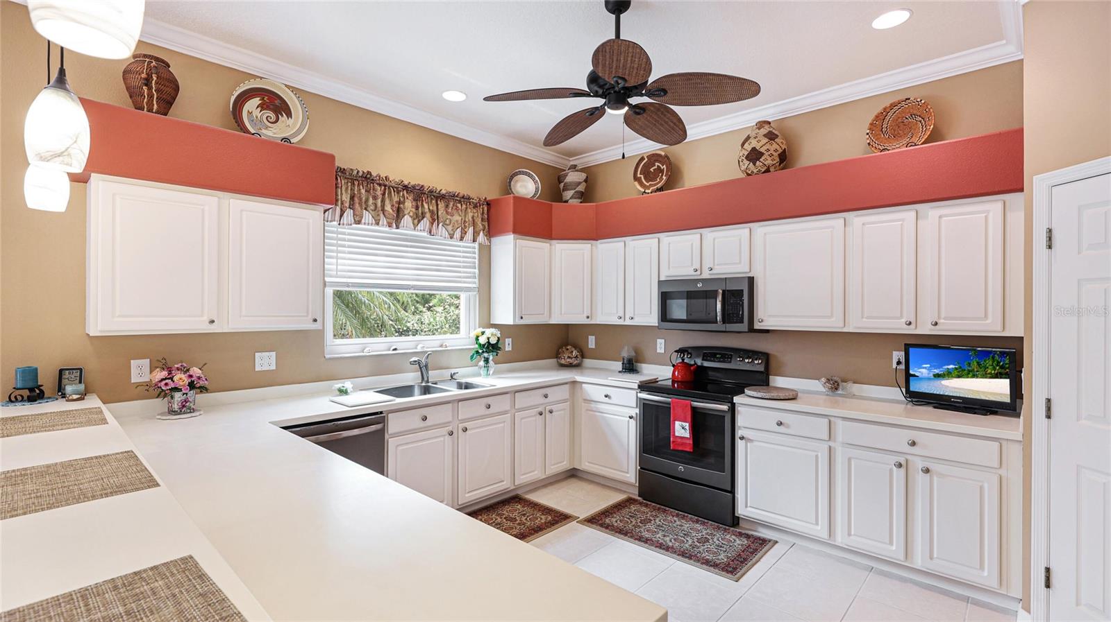 7126 SOUTHGATE CT