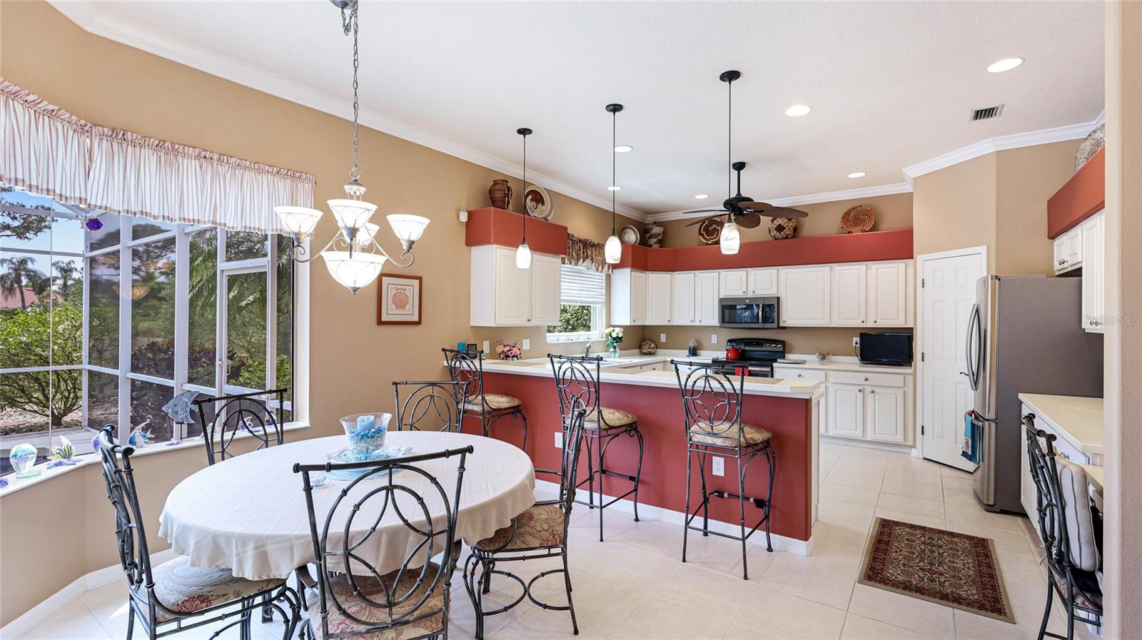 7126 SOUTHGATE CT