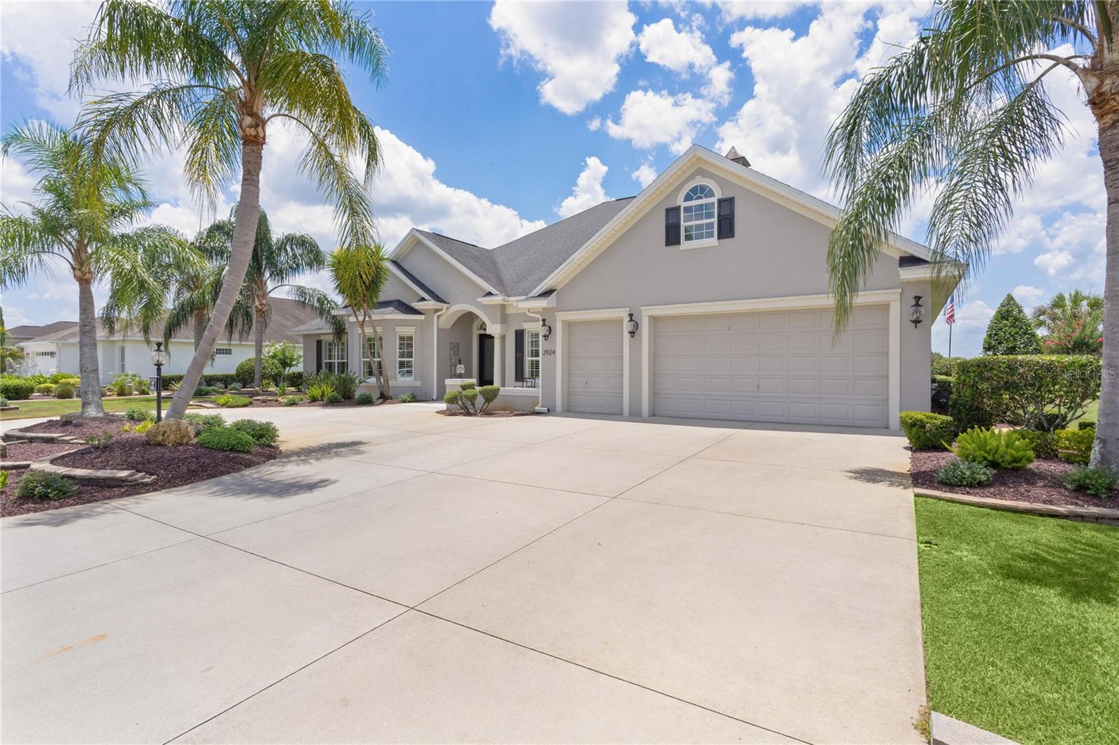 2924 BONIFAY PATH