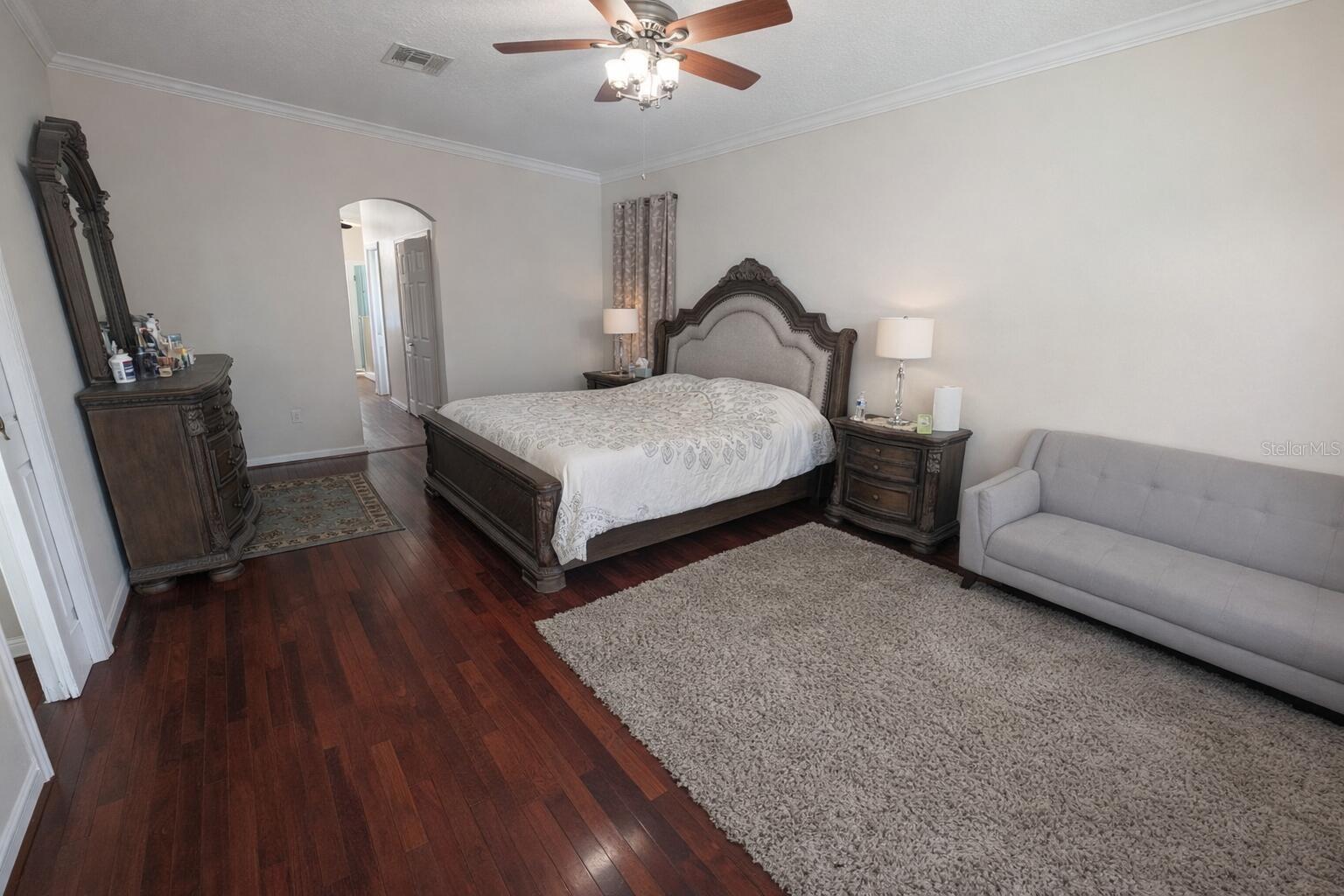 8044 CANYON LAKE CIR