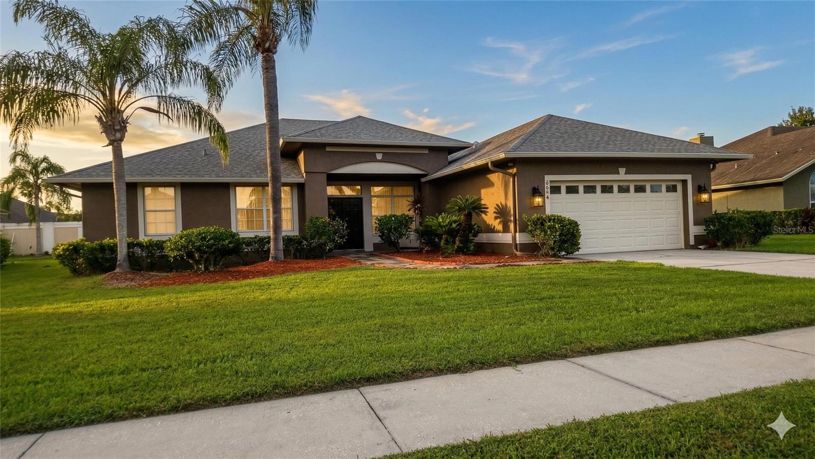 8044 CANYON LAKE CIR