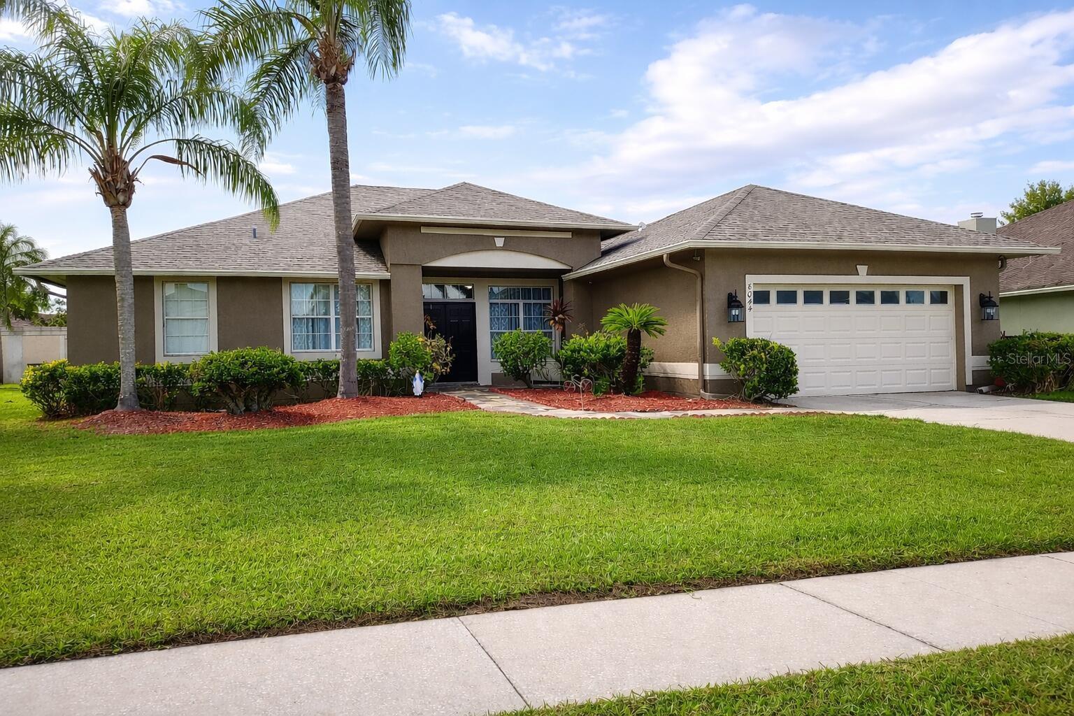 8044 CANYON LAKE CIR