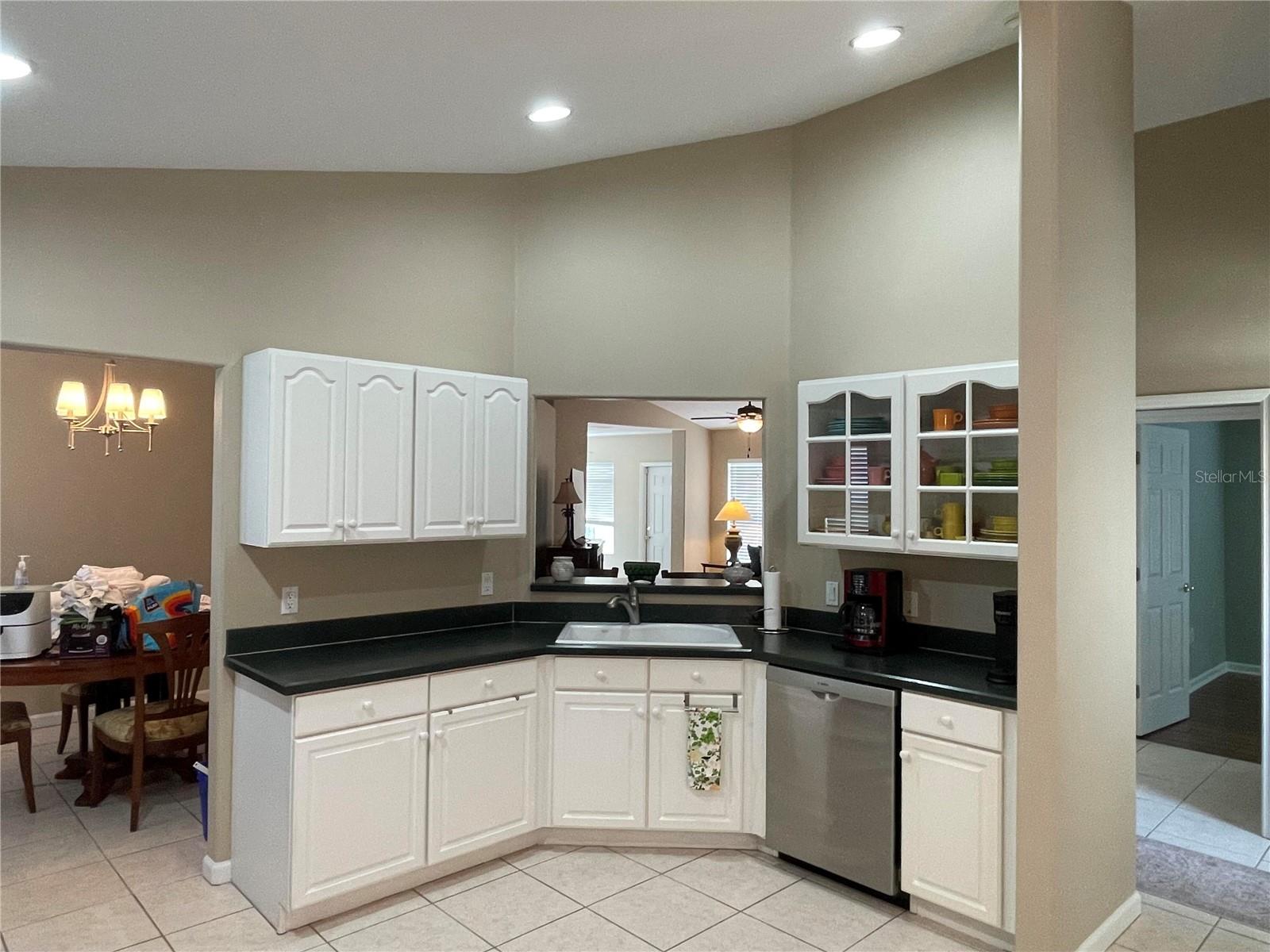 319 NIBLICK CIR