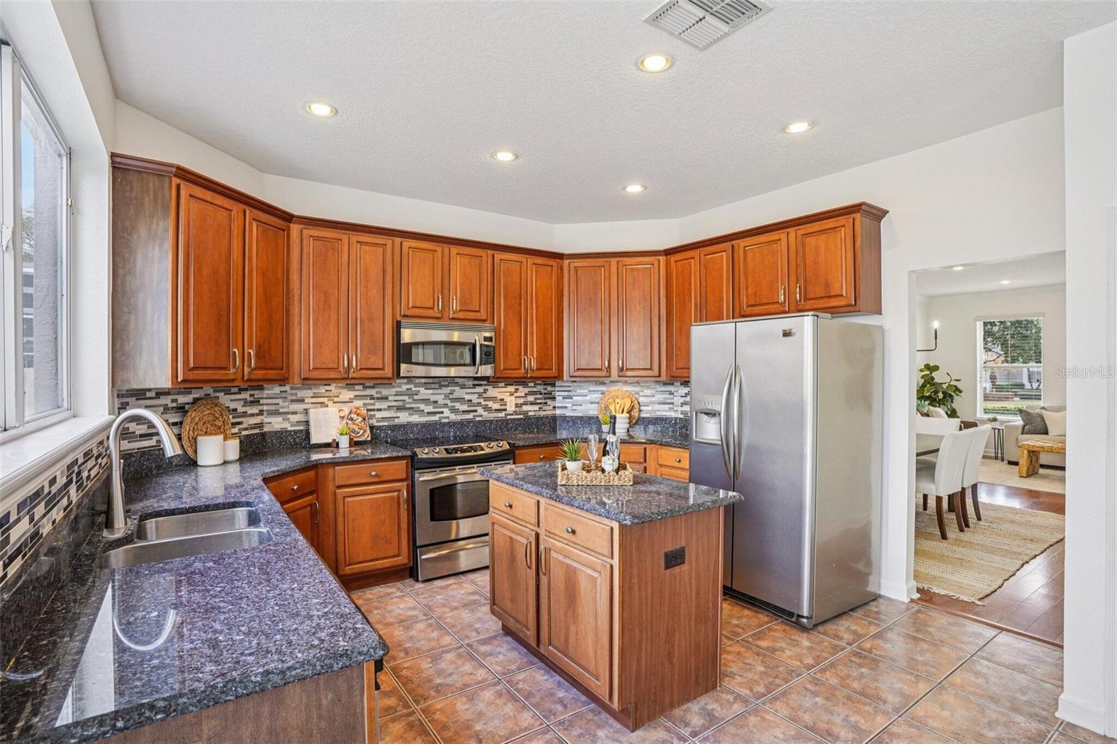 3831 BRANTLEY PLACE CIR