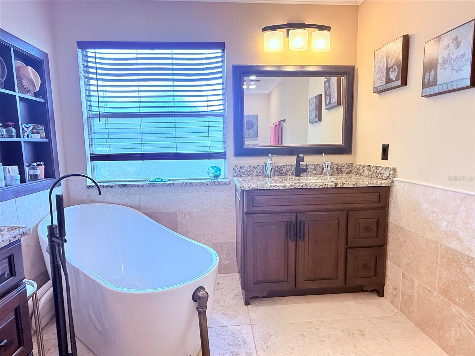 1409 SUNNINGDALE WAY