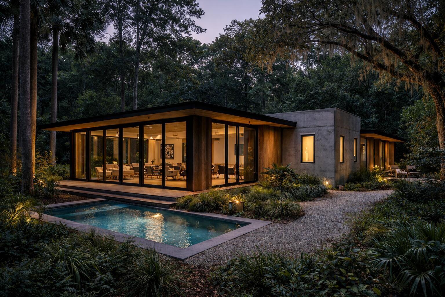 936 PARADISE BLVD