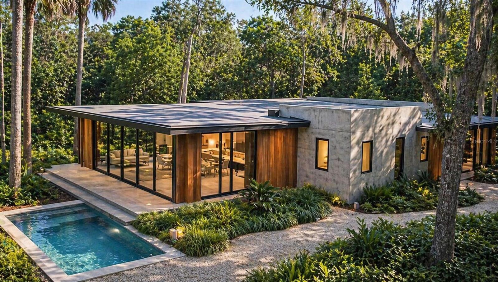 936 PARADISE BLVD