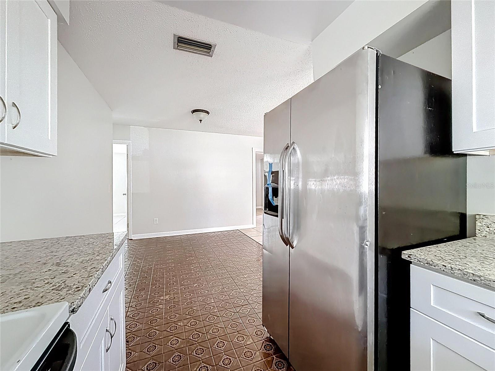 1605 NE 17TH AVE
