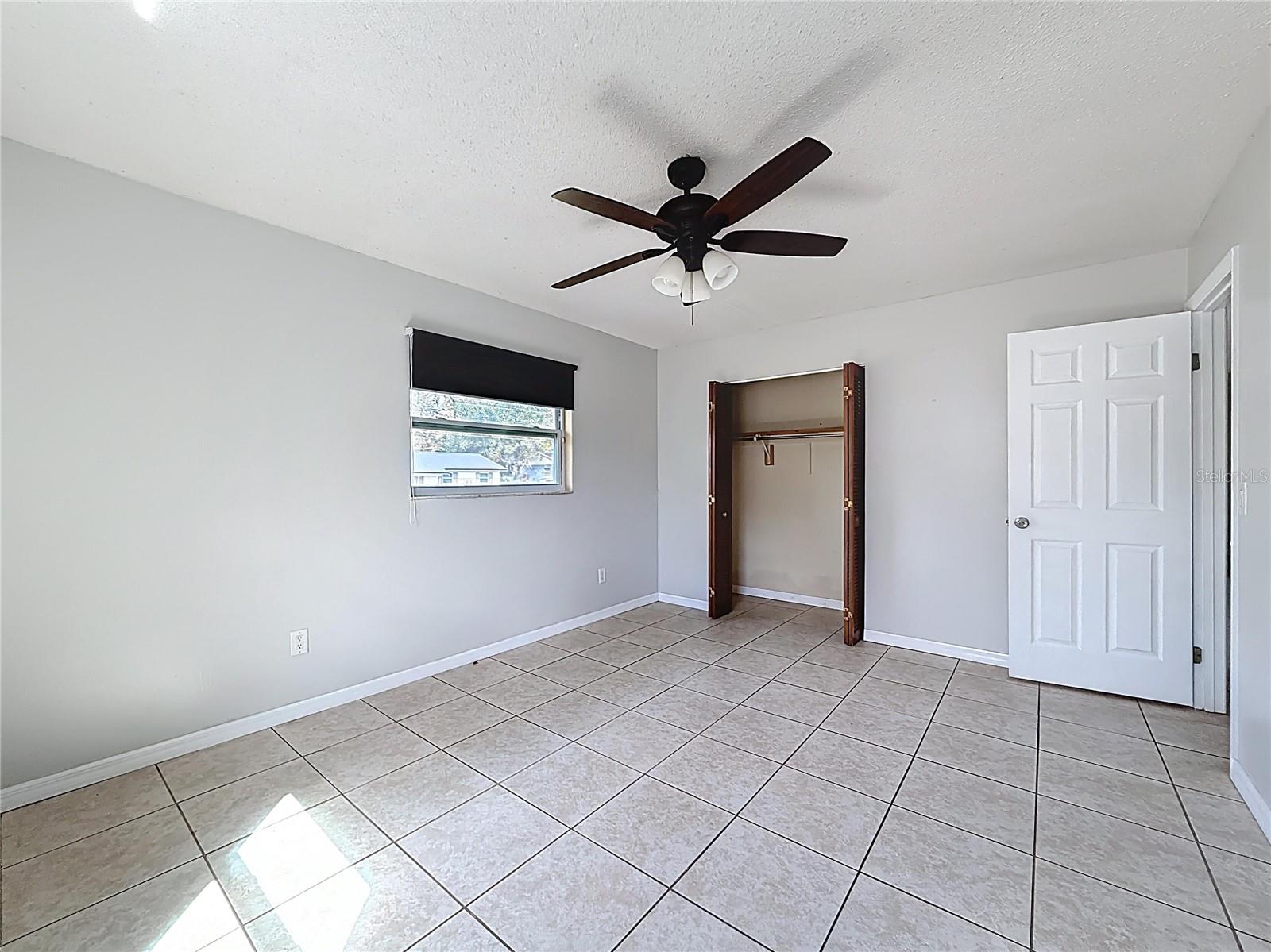 1605 NE 17TH AVE