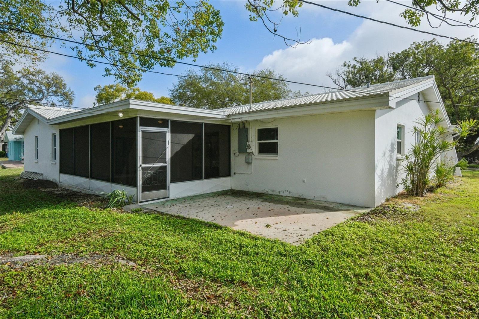 1380 WILLIAMS CT