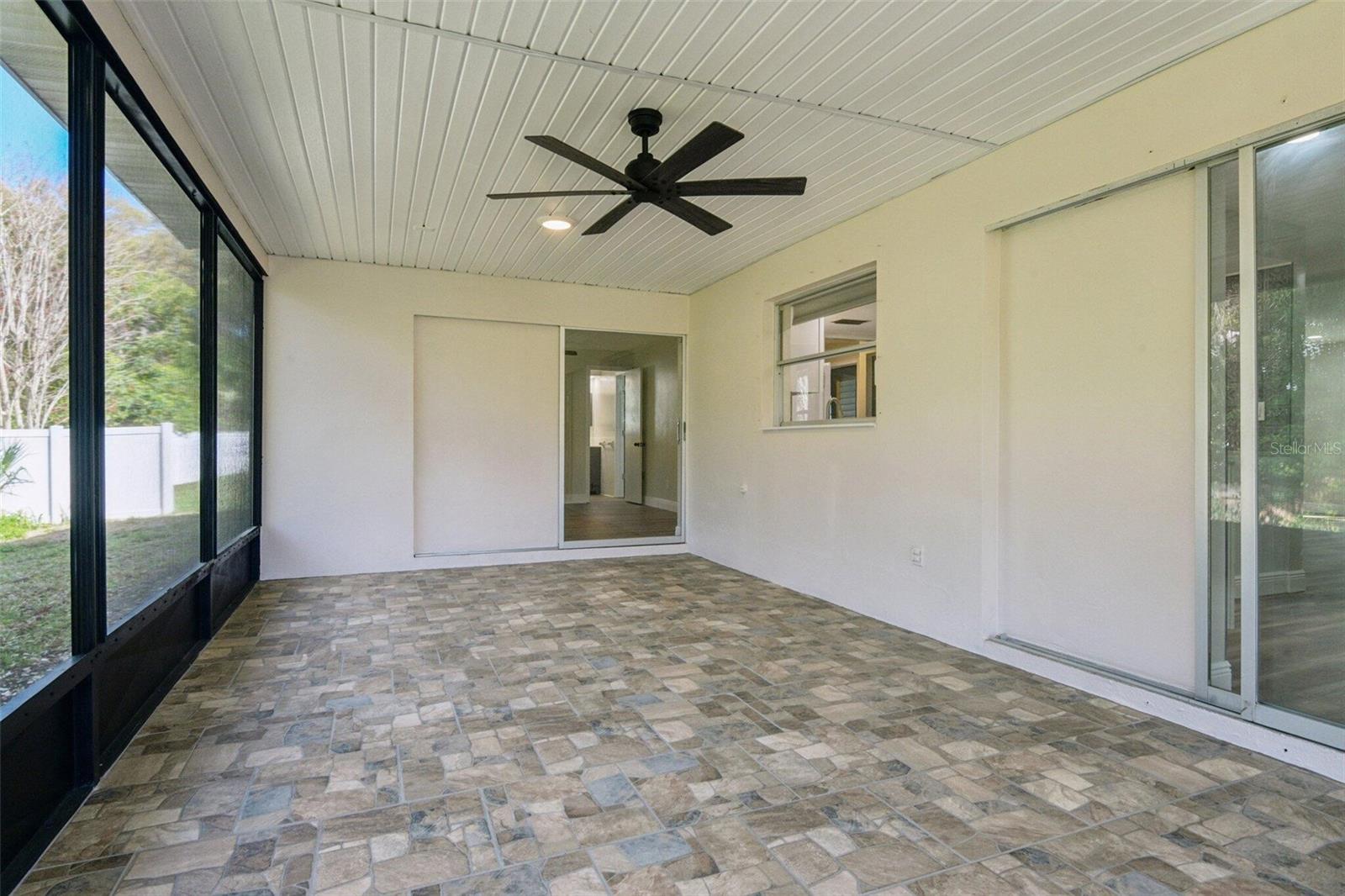 1380 WILLIAMS CT