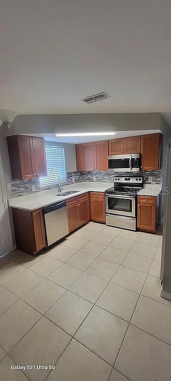 9901 WOODSTOCK LN