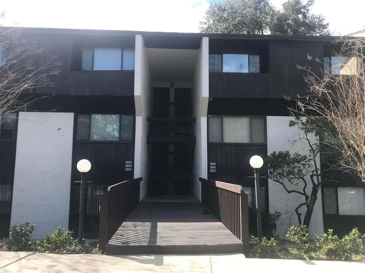 2818 SW 14TH DR #107