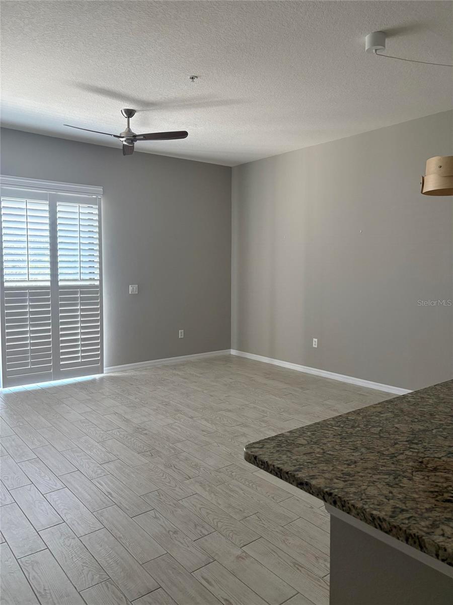 4067 OVERTURE CIR #340