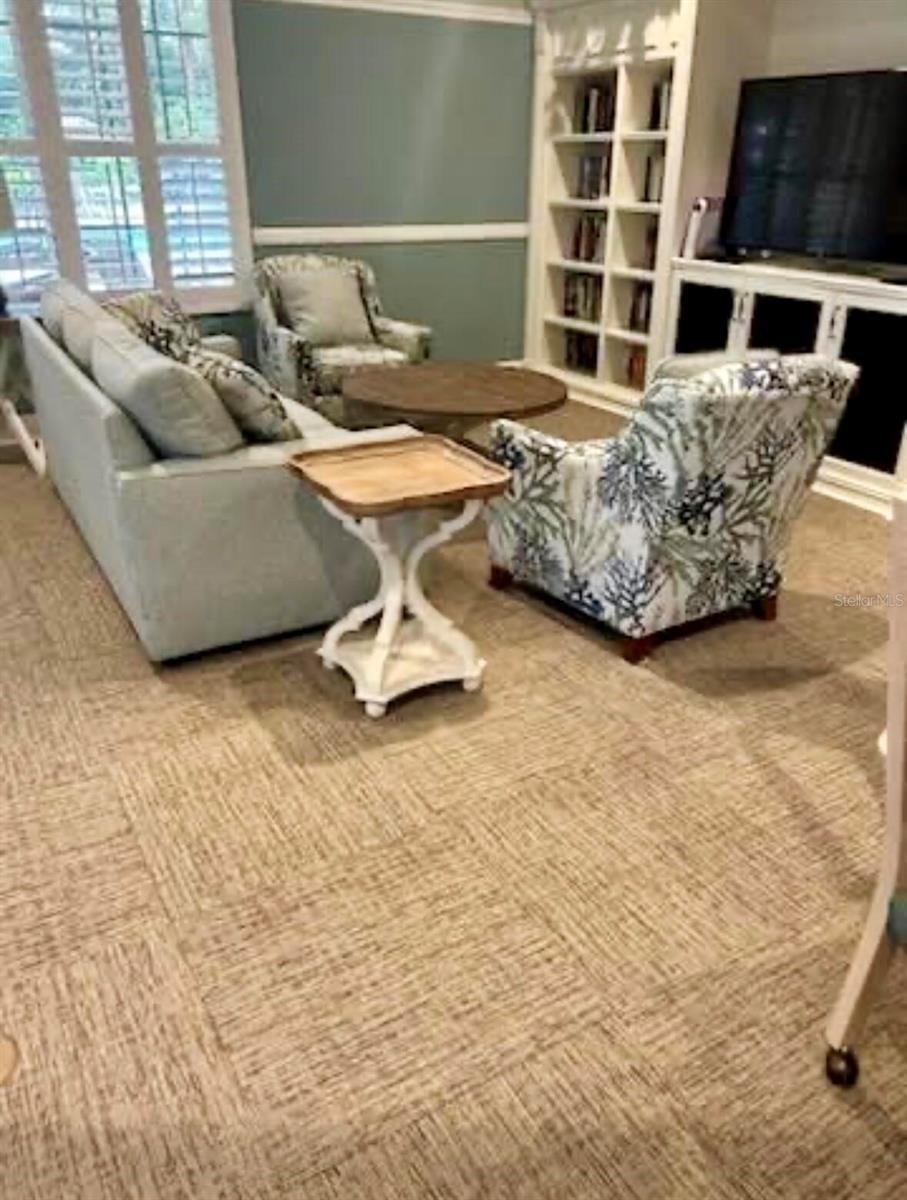 4067 OVERTURE CIR #340