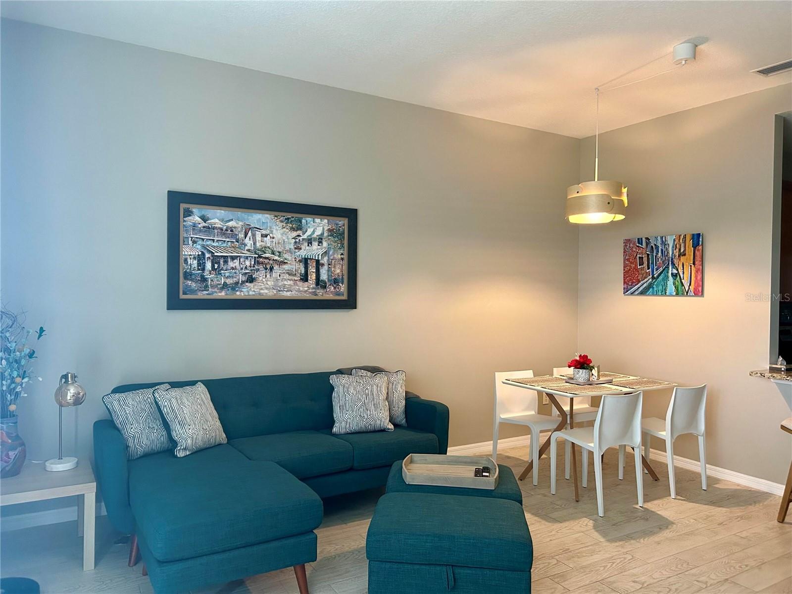 4067 OVERTURE CIR #340