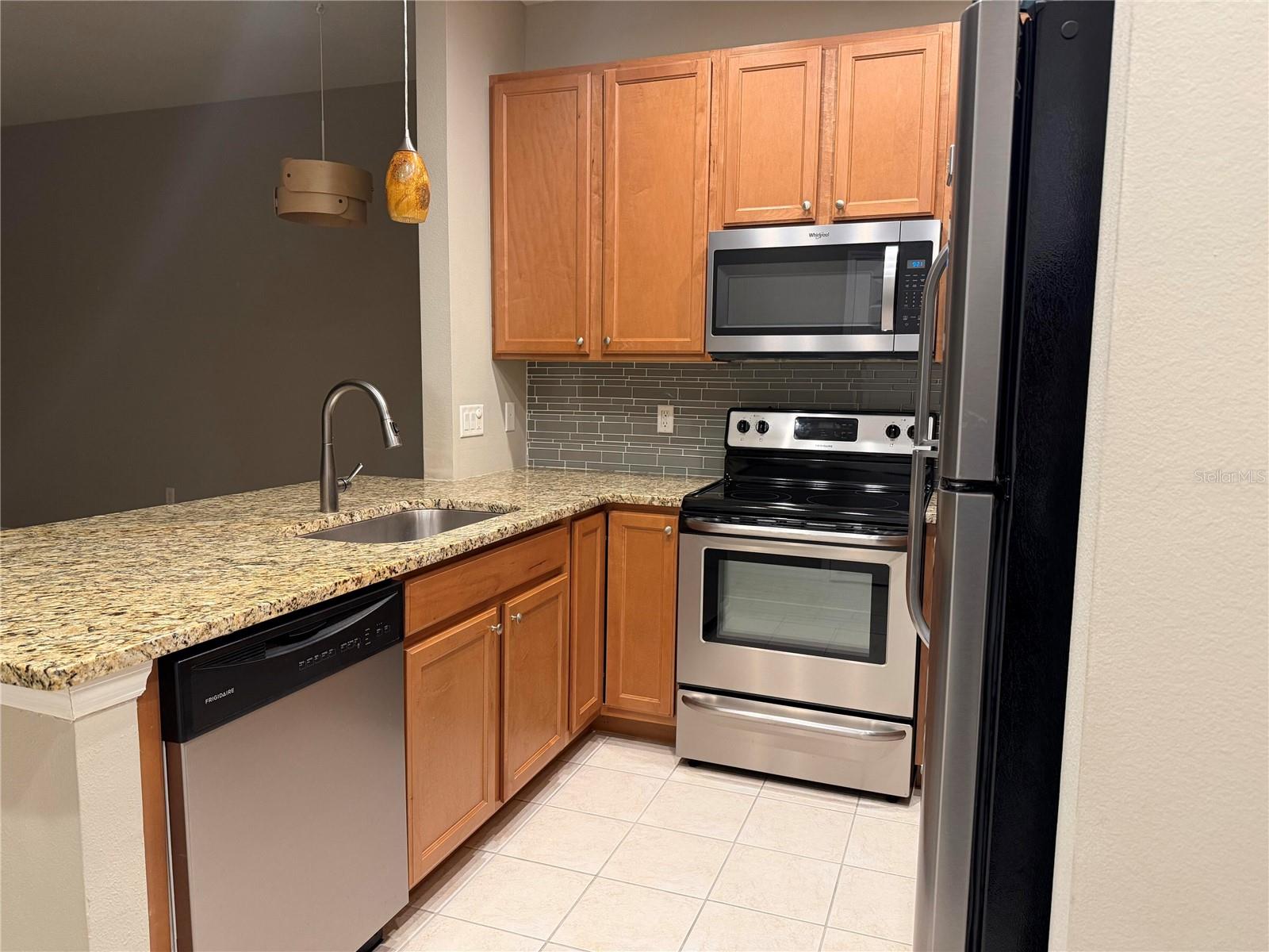 4067 OVERTURE CIR #340