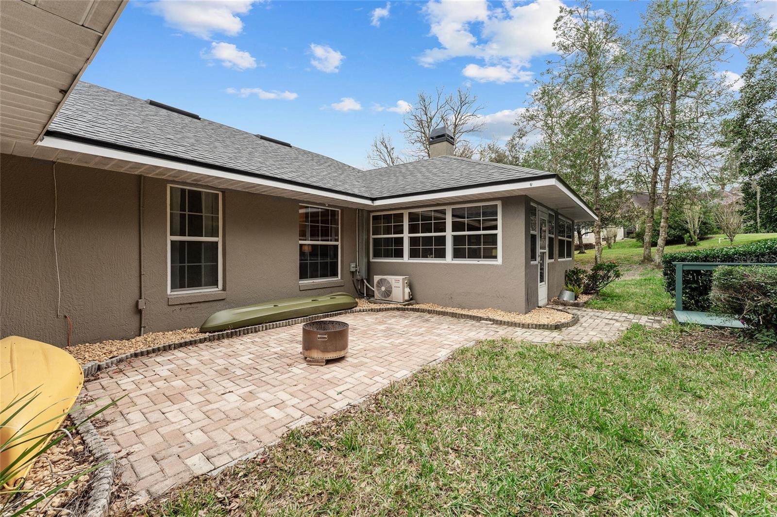 7237 EDMUND CT