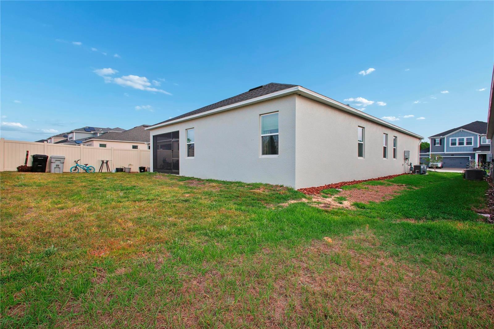 900 POINTE EMERSON BLVD