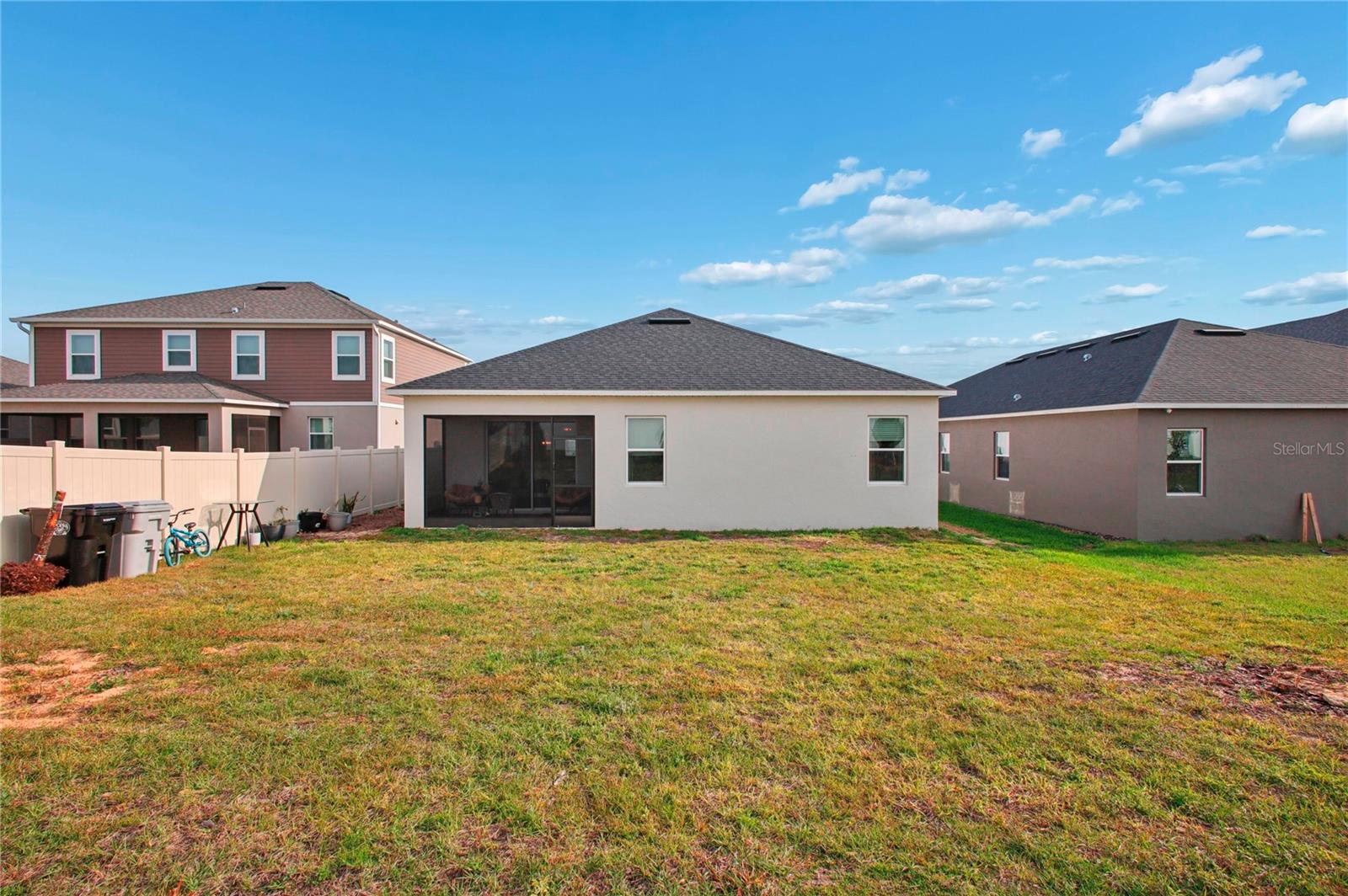 900 POINTE EMERSON BLVD