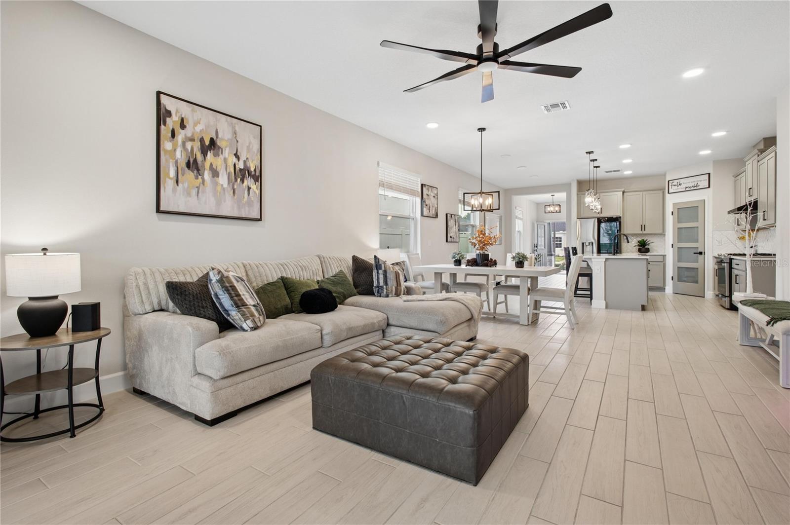 900 POINTE EMERSON BLVD