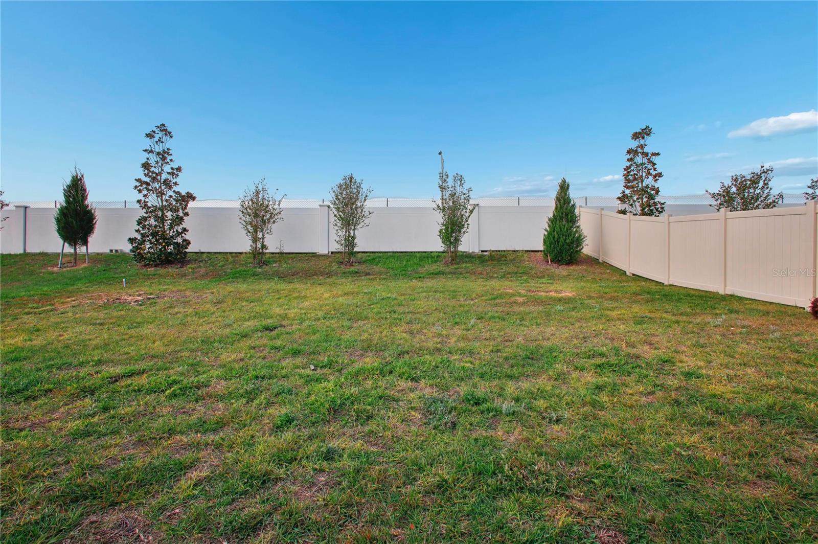 900 POINTE EMERSON BLVD