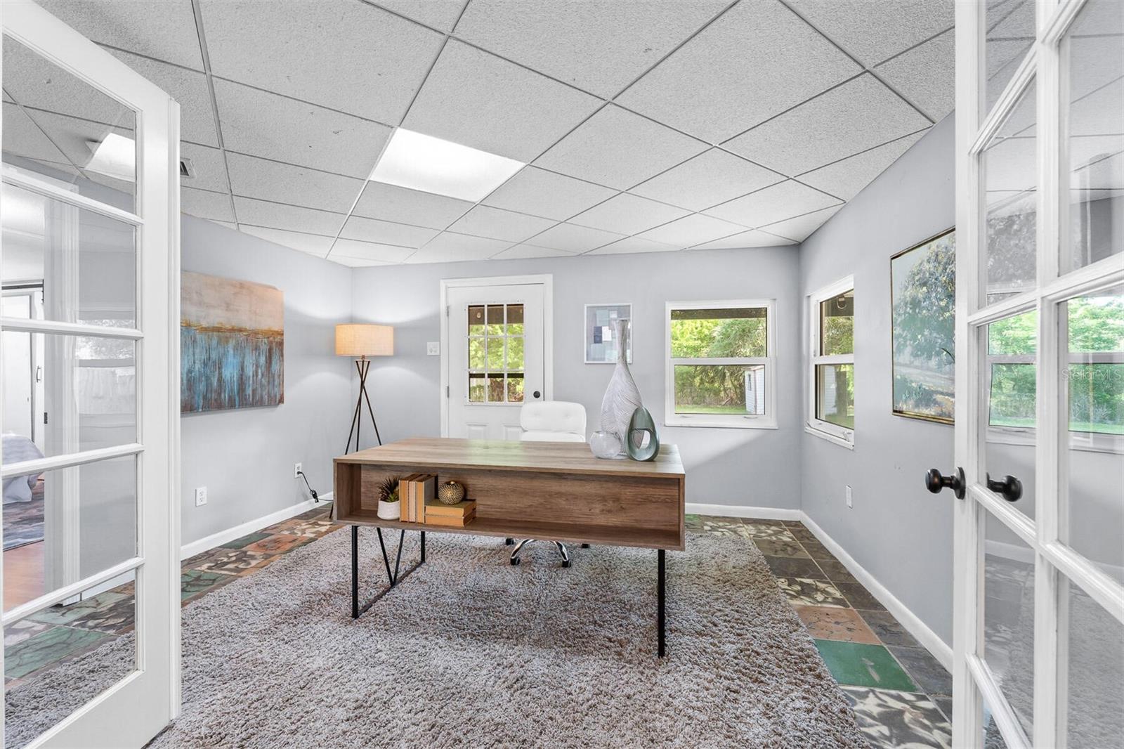 1415 CARLSON DR