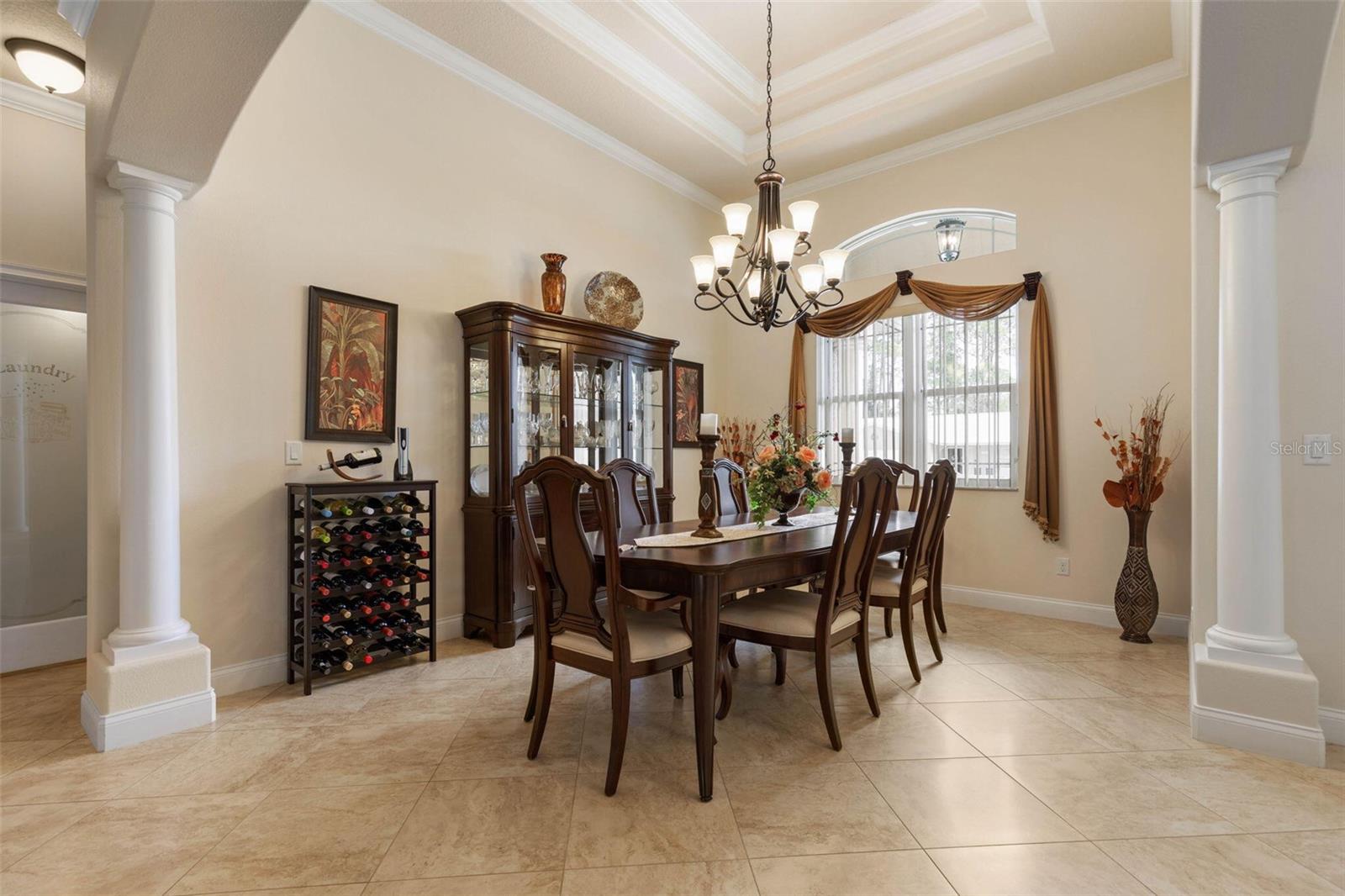 60 FENIMORE LN