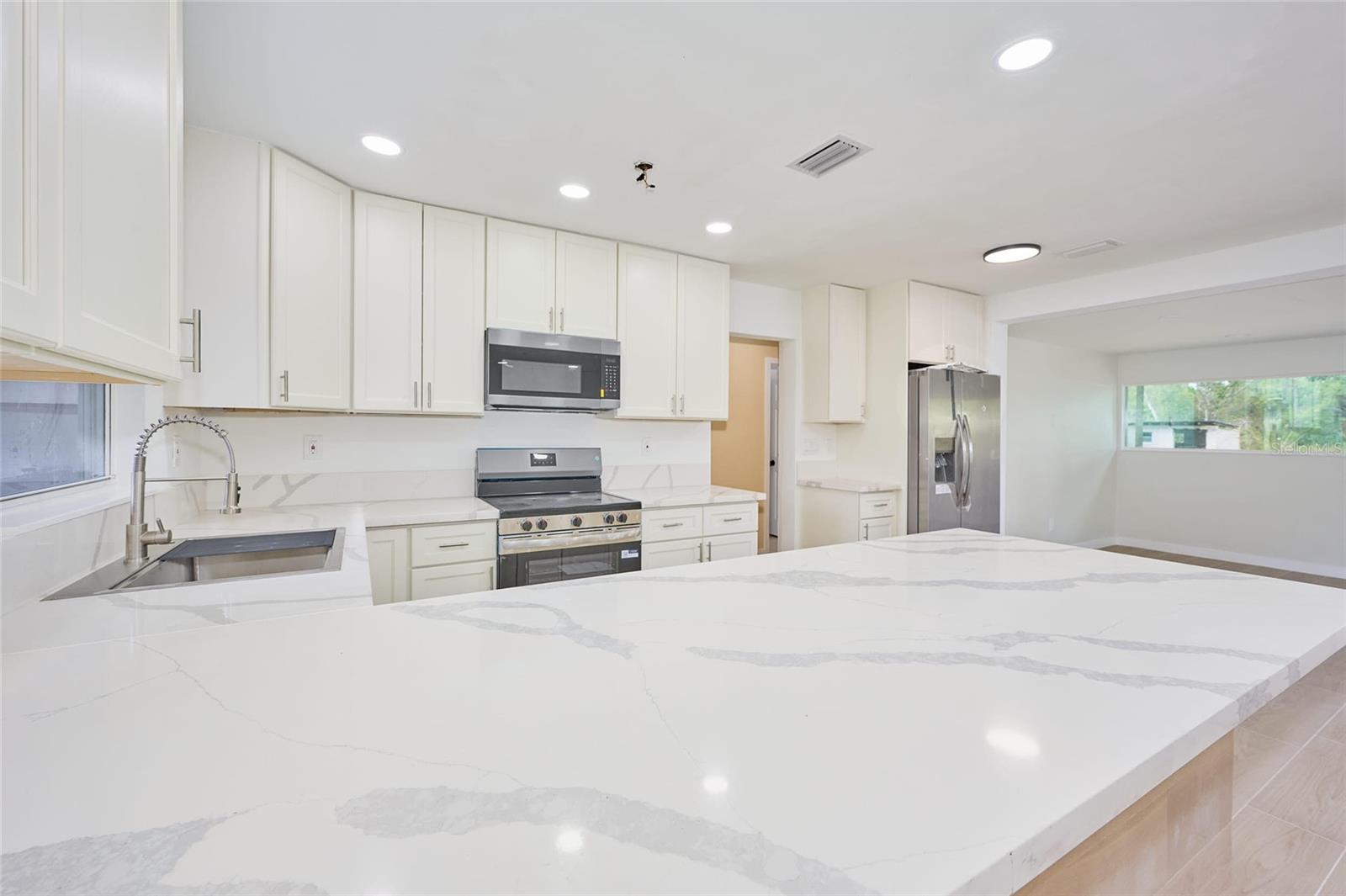 3500 ORCHID DR