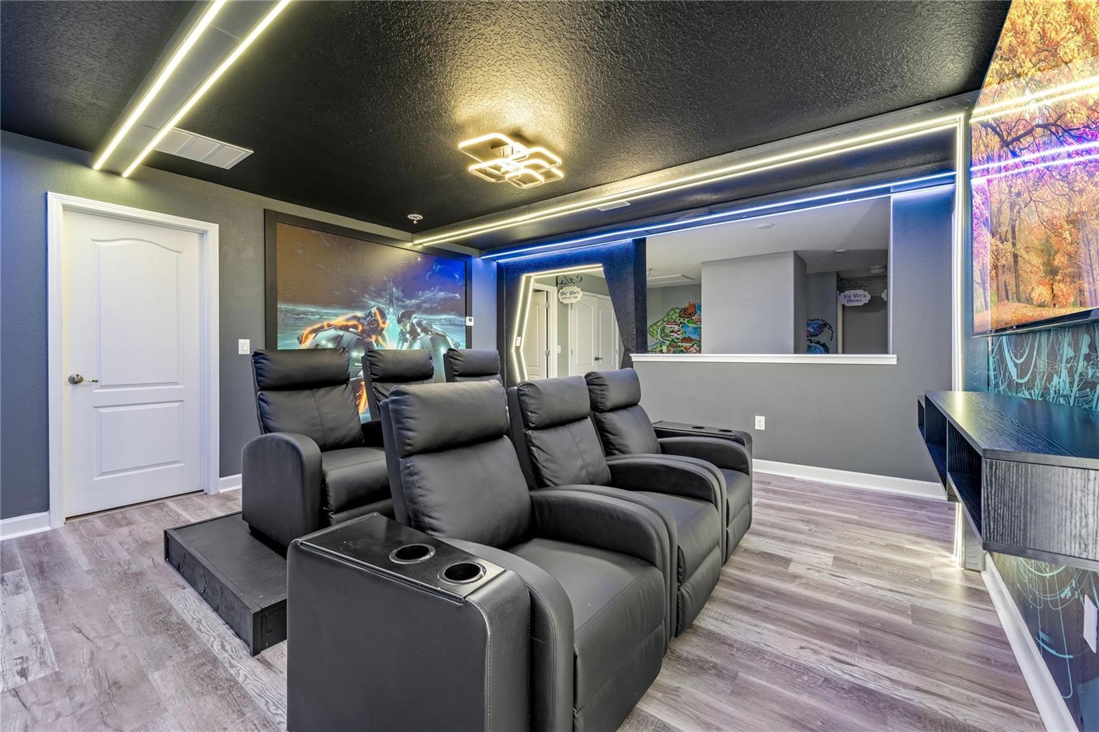 9158 WEDGE DR
