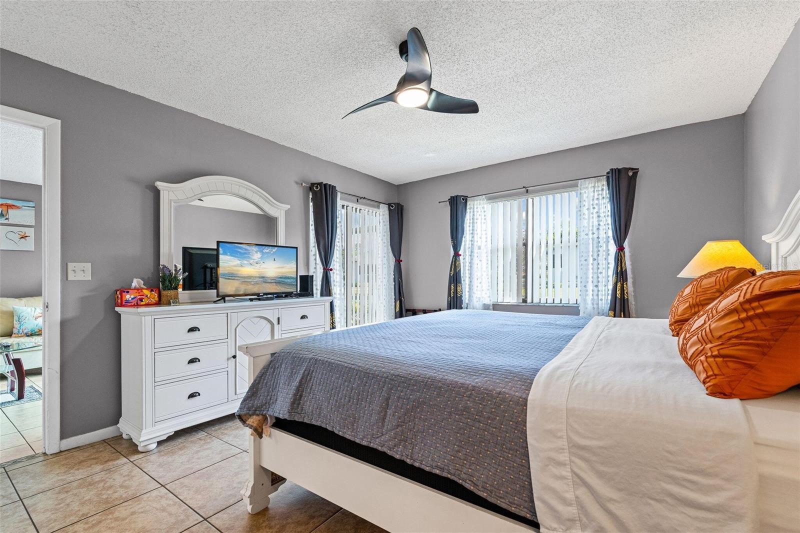 4401 46TH AVE W #102