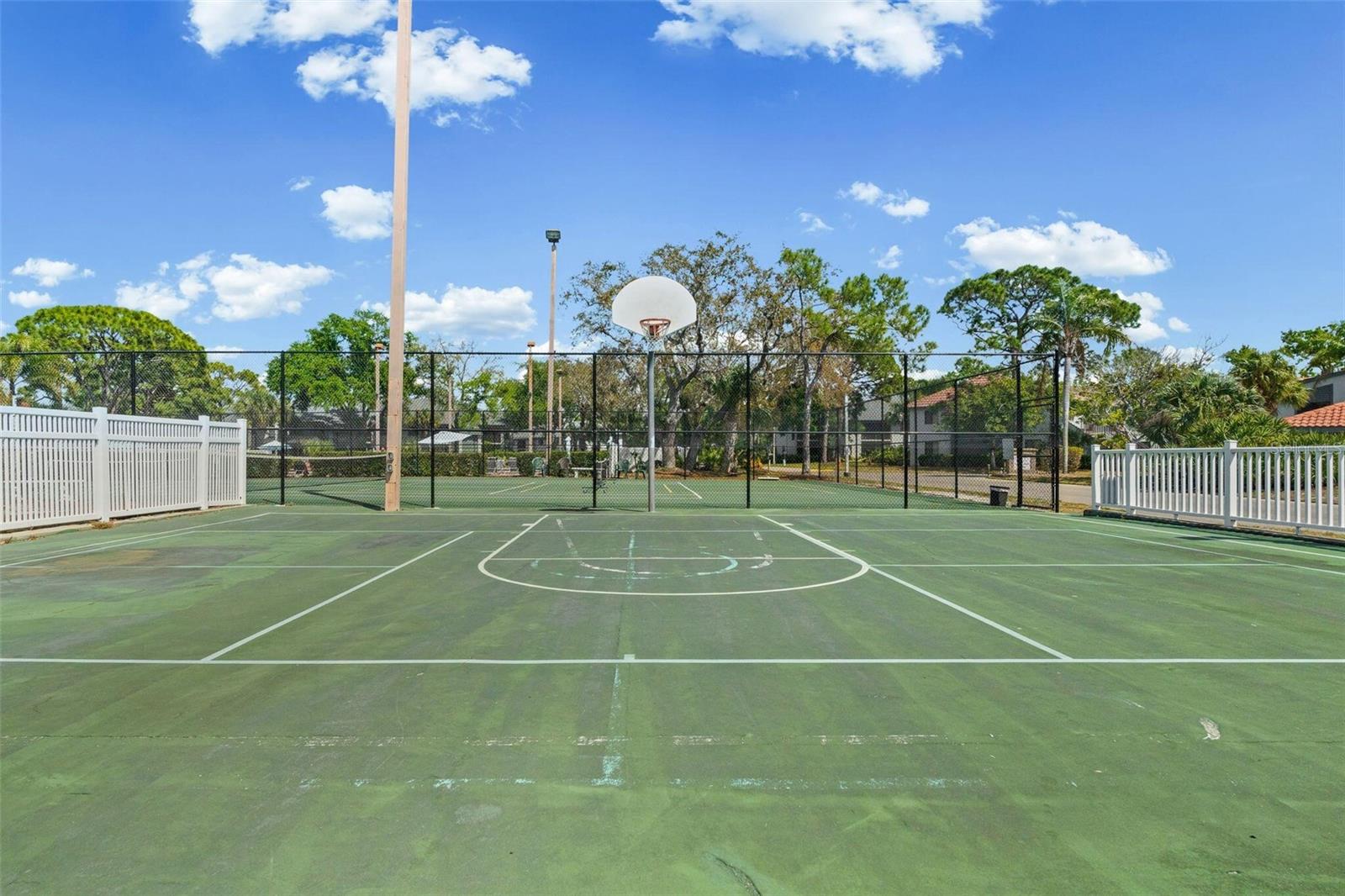 4401 46TH AVE W #102