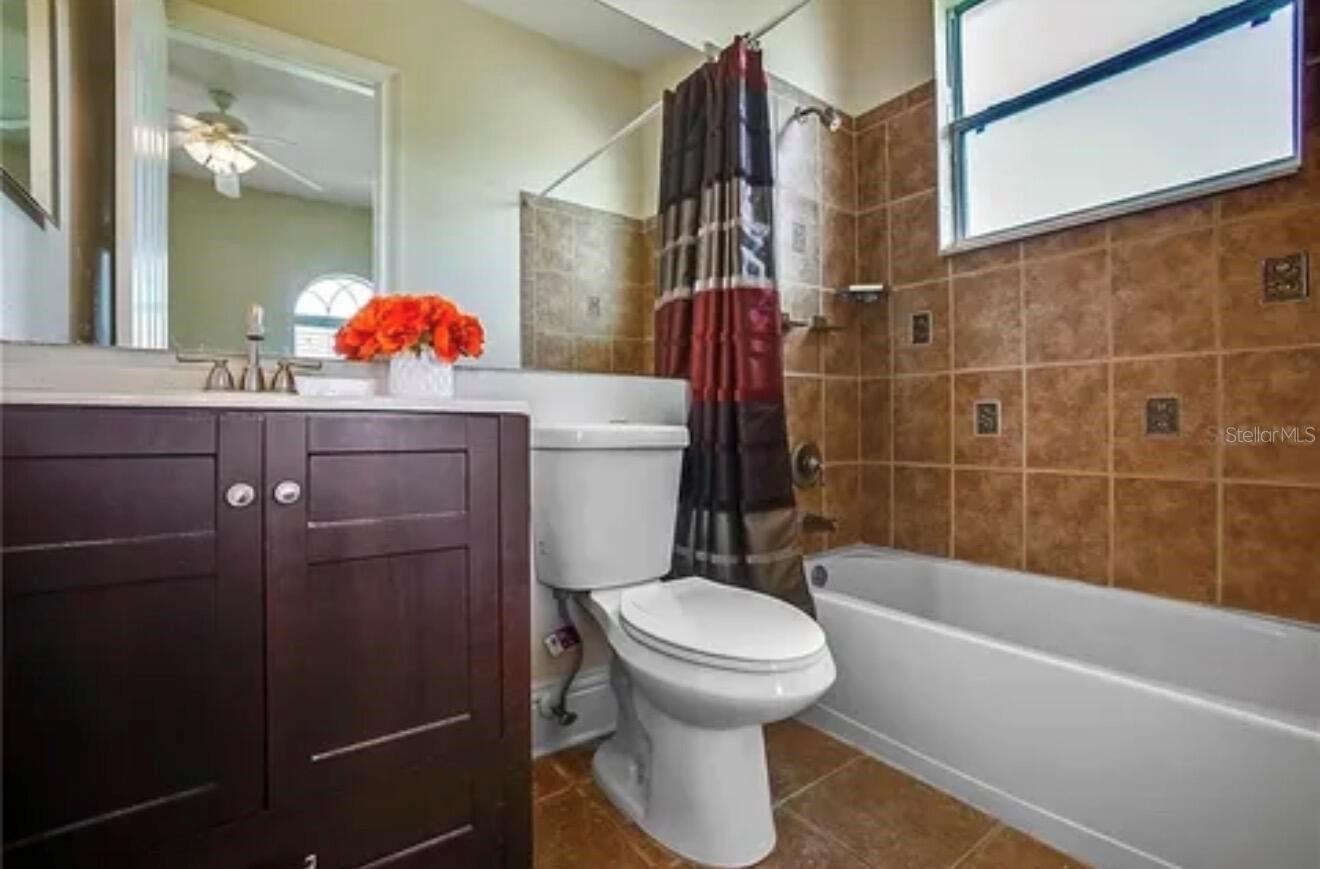 2120 BUNKER VIEW CT