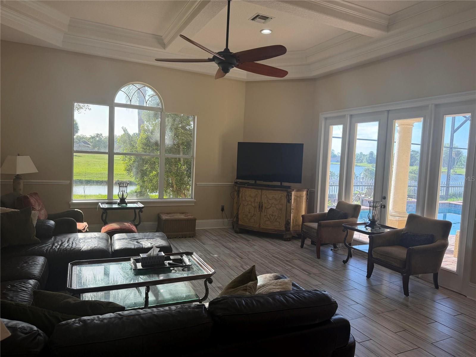 2120 BUNKER VIEW CT