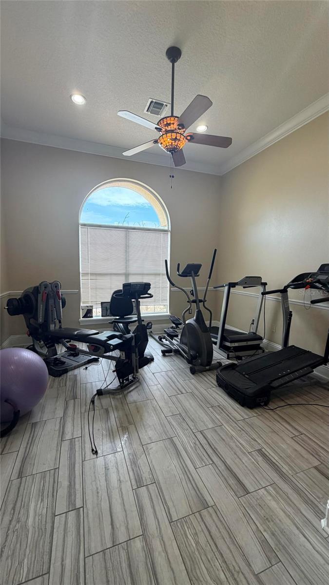 2120 BUNKER VIEW CT