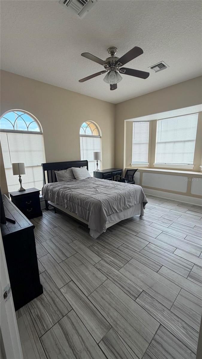 2120 BUNKER VIEW CT