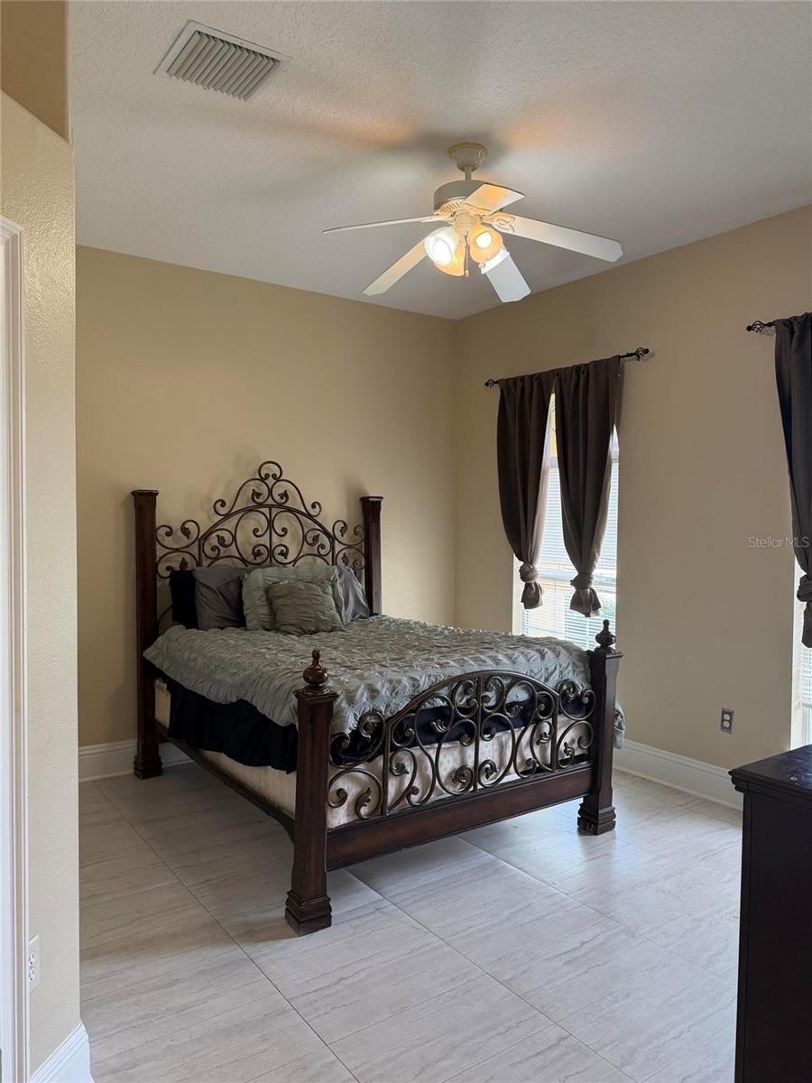 2120 BUNKER VIEW CT