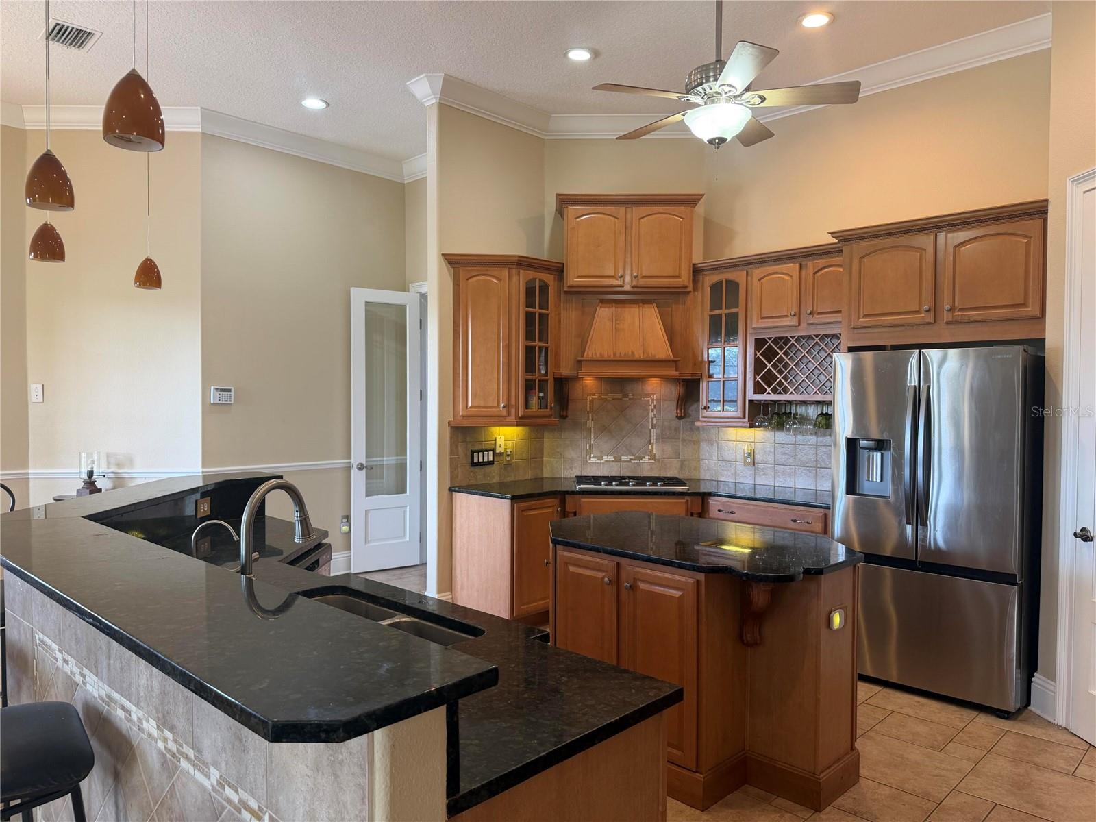 2120 BUNKER VIEW CT