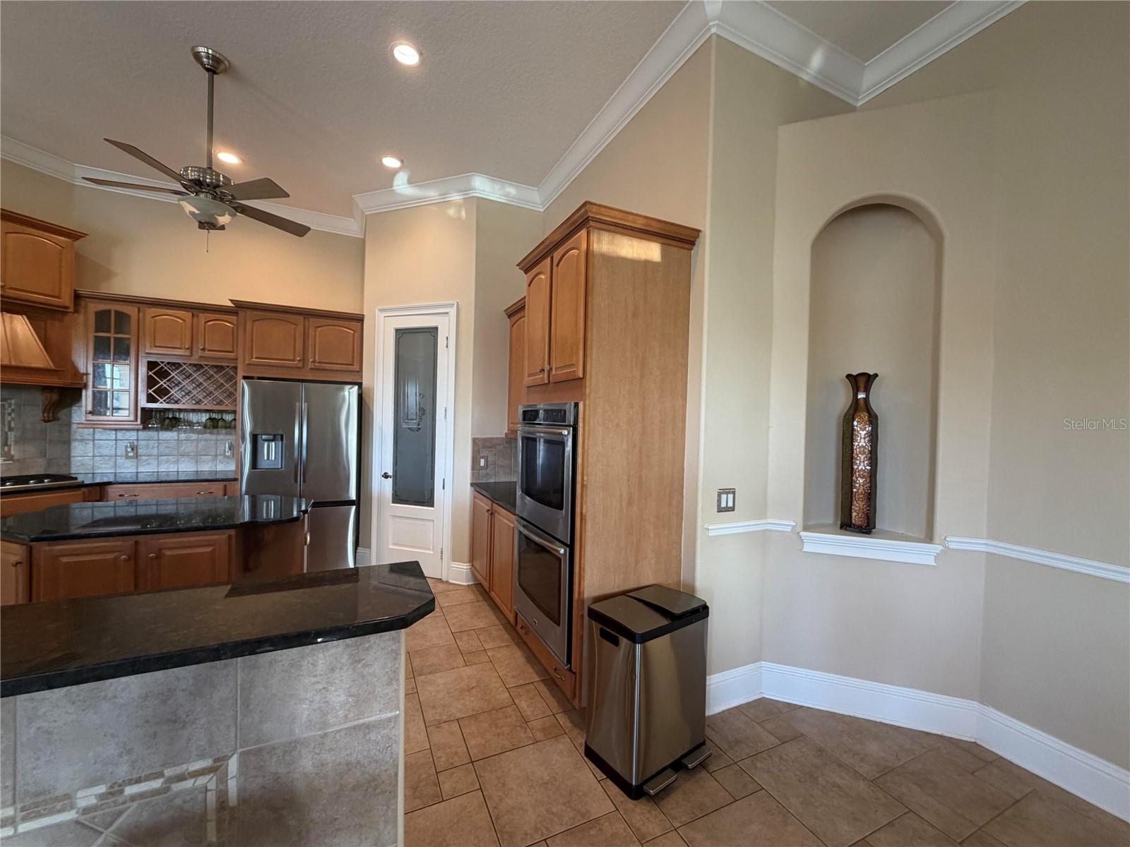 2120 BUNKER VIEW CT