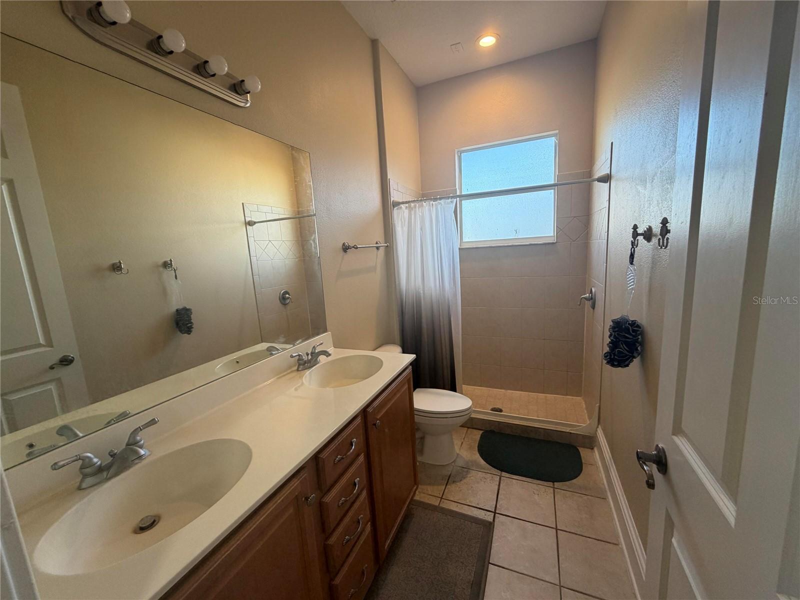 2120 BUNKER VIEW CT