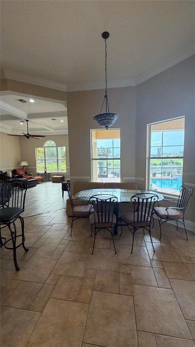 2120 BUNKER VIEW CT
