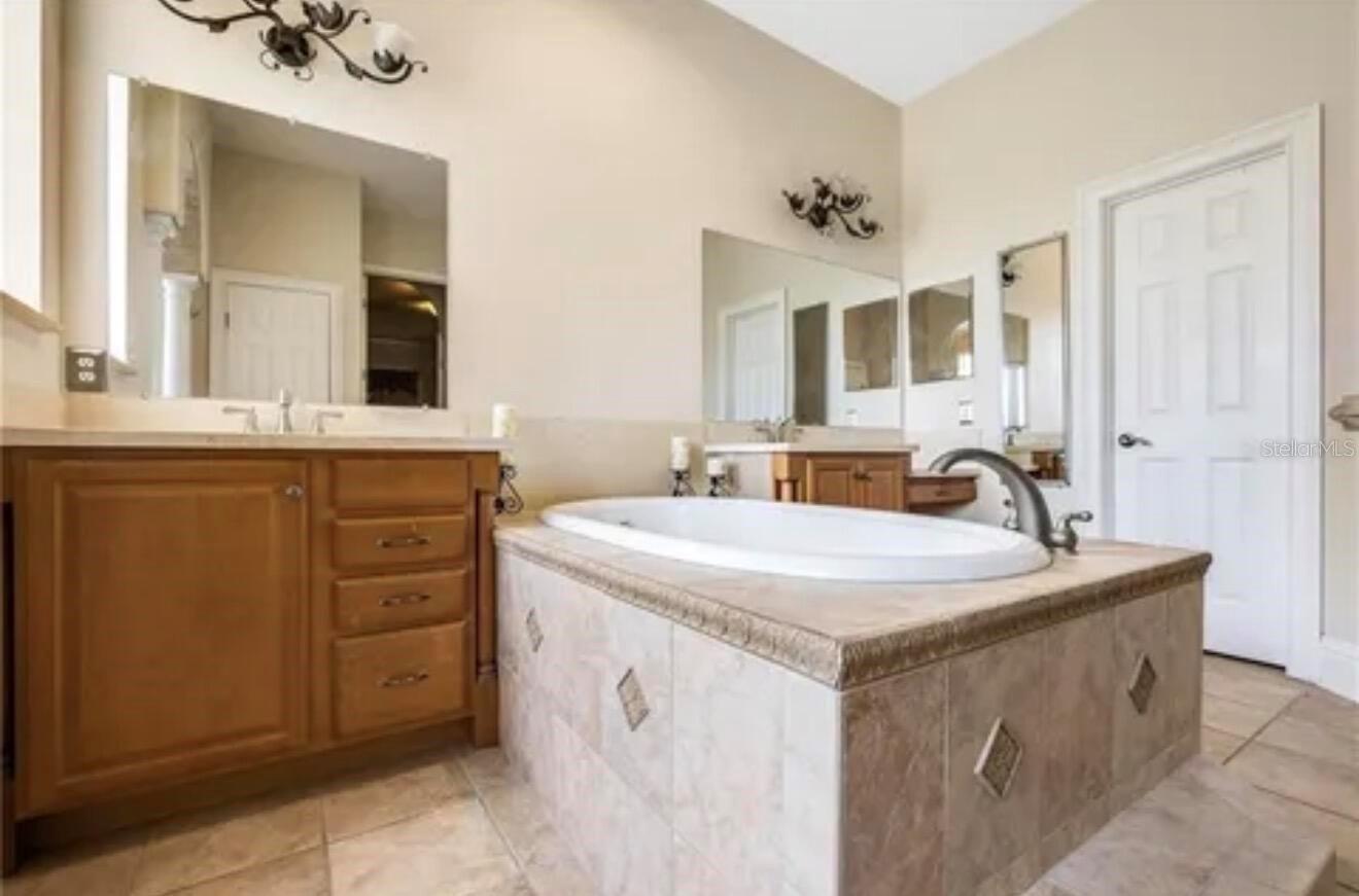 2120 BUNKER VIEW CT