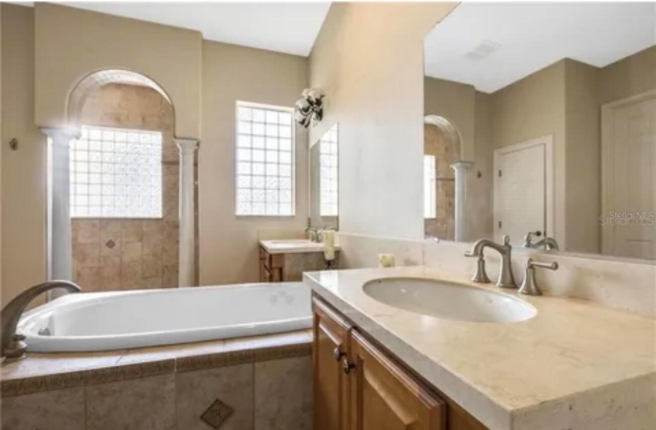 2120 BUNKER VIEW CT