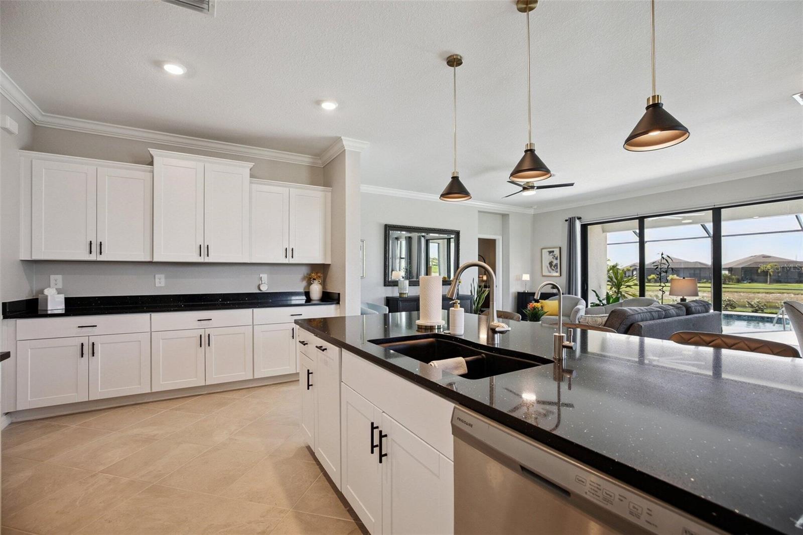 1885 CROSSVINE CT